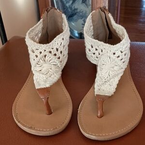 Women's Cream Crochet Thong Sandals, Sz 6 US